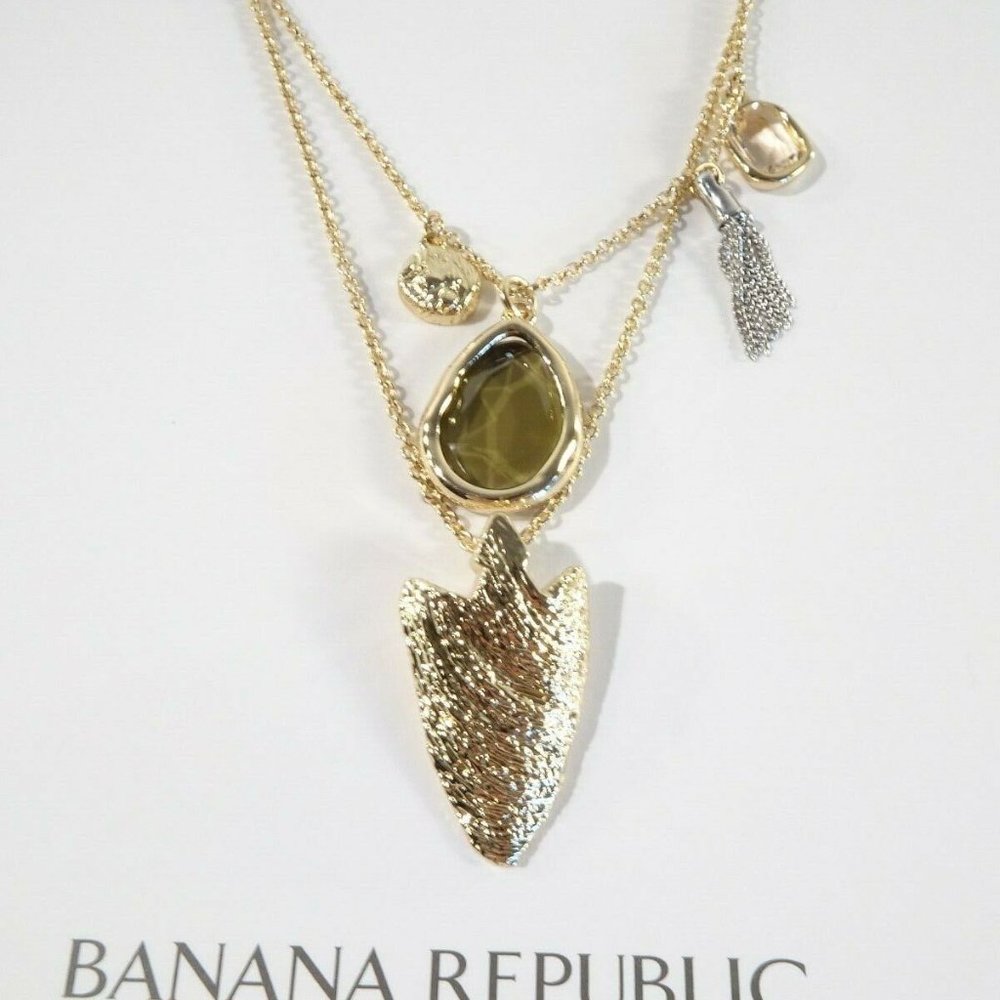 Banana Republic GOLD  Multi Hammered Charm Stone Two Tier Necklace  NWT $59